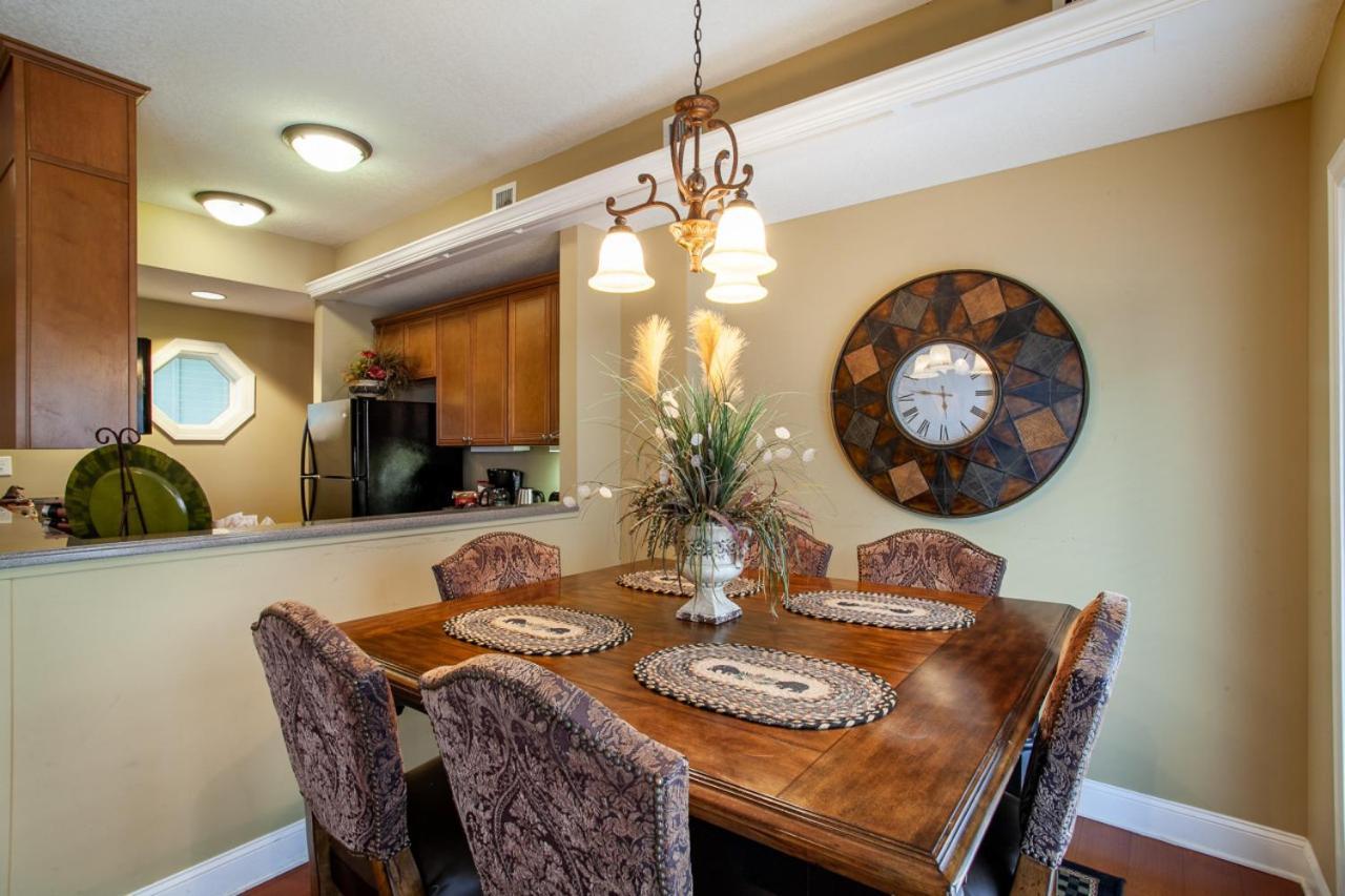 Convenient Gatlinburg Condo Bagian luar foto