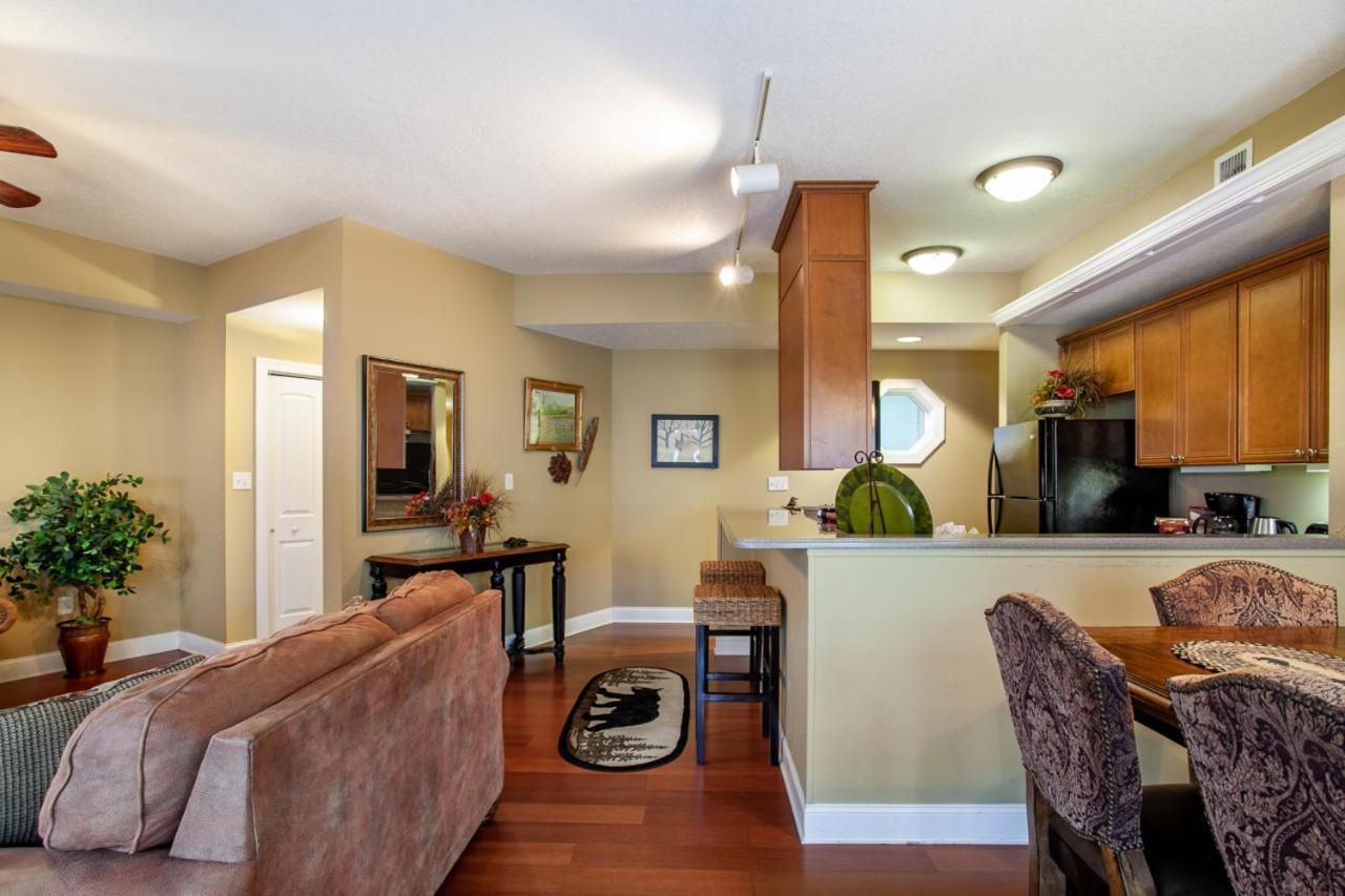 Convenient Gatlinburg Condo Bagian luar foto